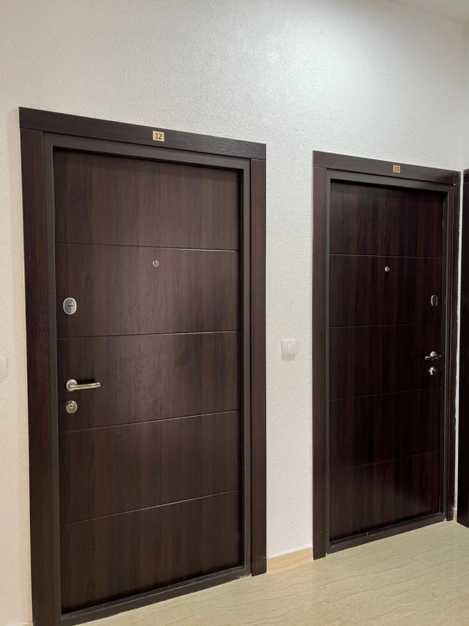 Kaljevic 13 Apartment บาร์ ภายนอก รูปภาพ