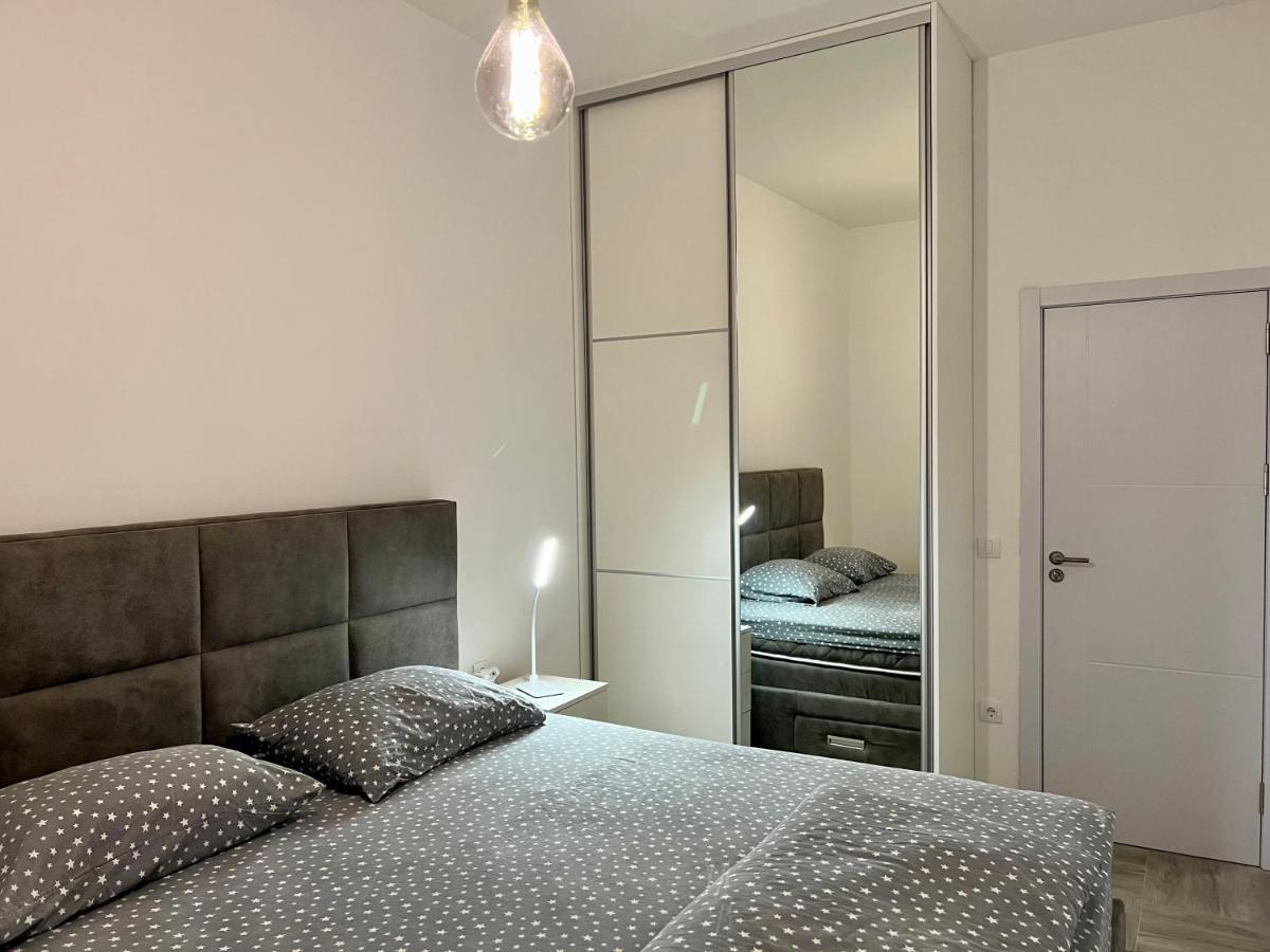 Kaljevic 13 Apartment บาร์ ภายนอก รูปภาพ